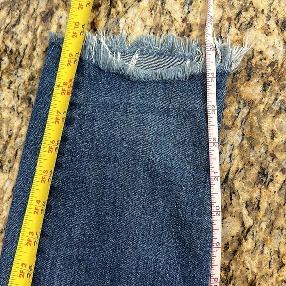 Free People Mid Rise Distressed Raw Hem Skinny Jeans Size 31 - Picture 7 of 8